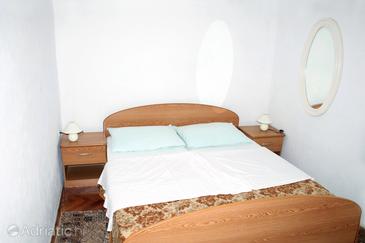 Bedroom Stara Novalja, Bedroom in the room.