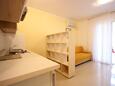Гостиная Novalja, Гостиная в размещении типа apartment, доступный кондиционер, Домашние животные допускаются и WiFi.