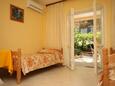 Novalja, Living room in the apartment, air condition available, (pet friendly) and WiFi.