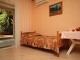 Novalja, Sala de estar in the apartment, air condition available, (pet friendly) y WiFi.