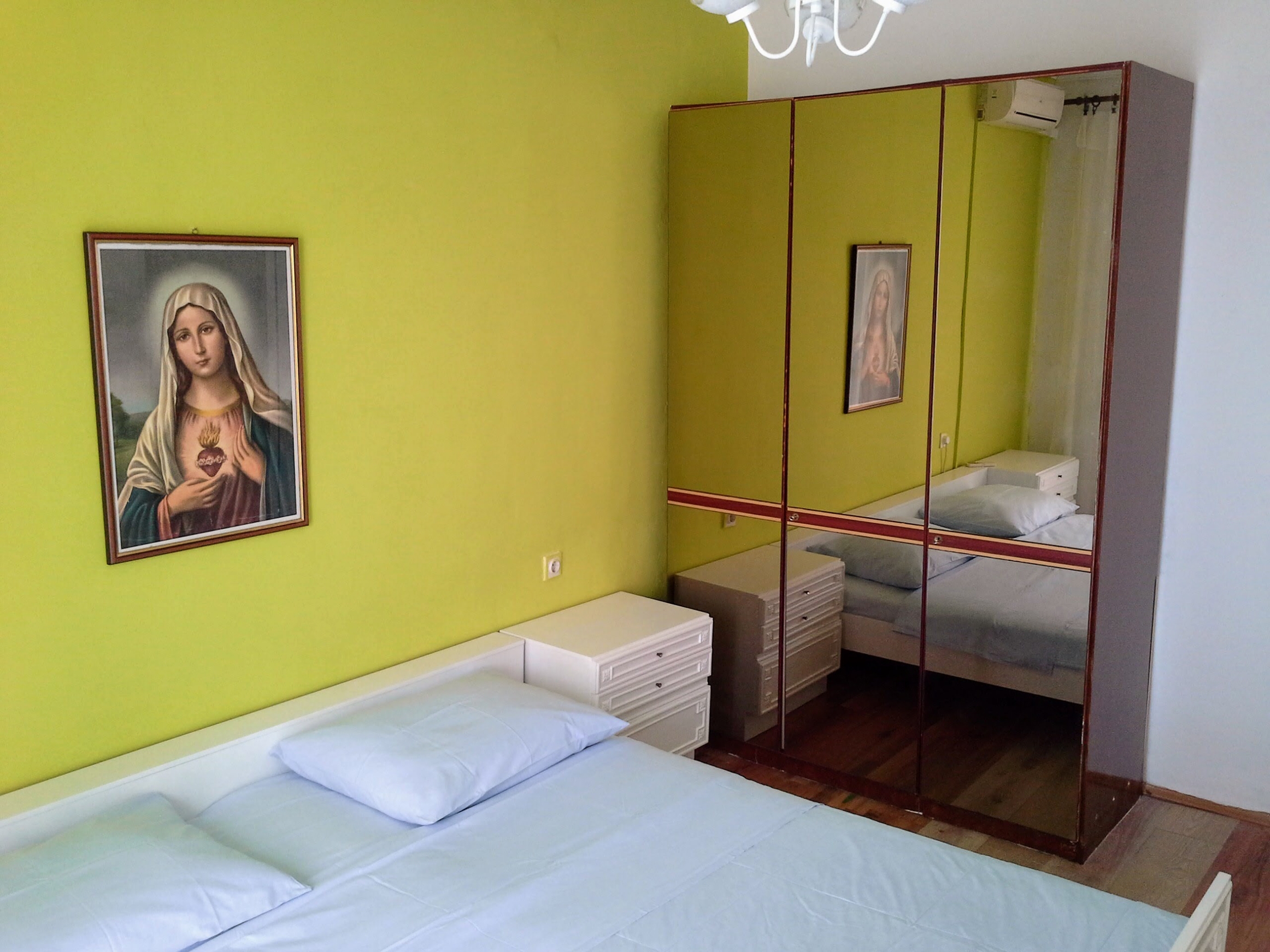 Two bedroom apartment near beach Zubovići, Pag  A-d