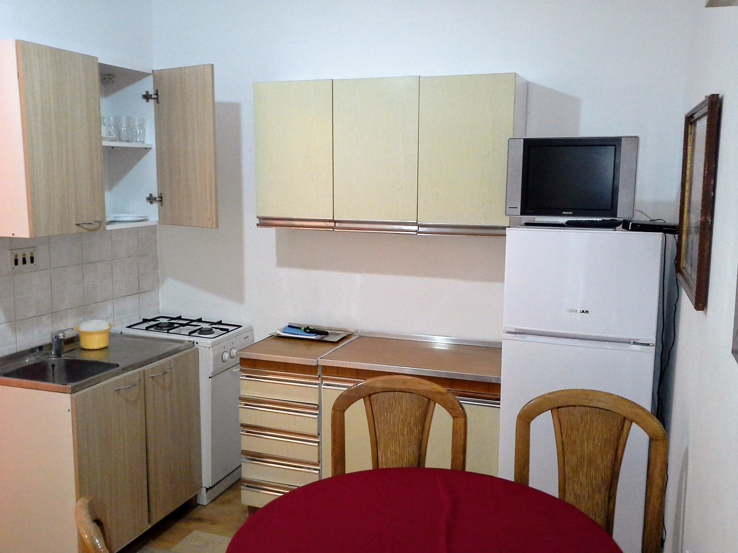 Two bedroom apartment near beach Zubovići, Pag  A-d