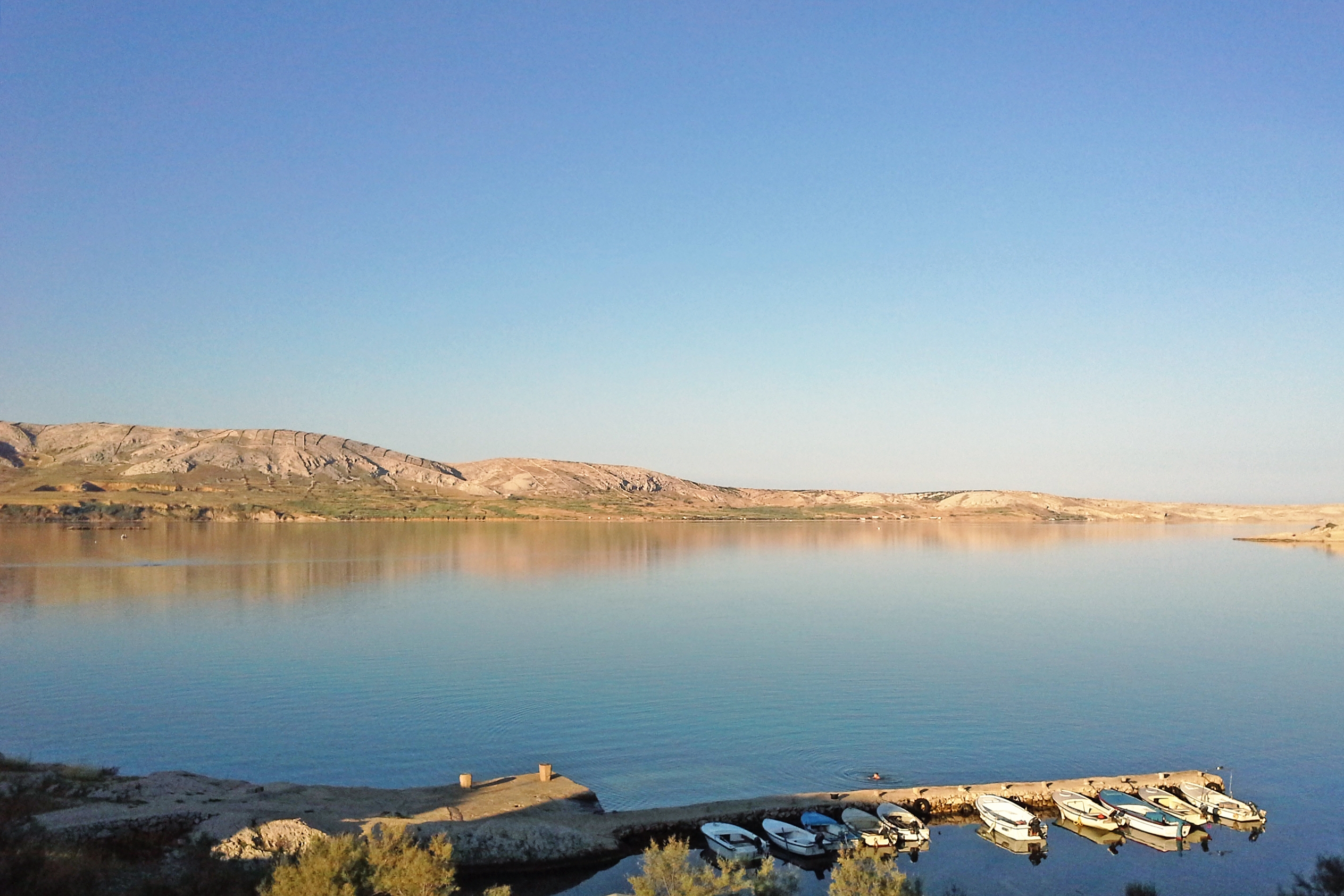 Two bedroom apartment near beach Zubovići, Pag  A-d