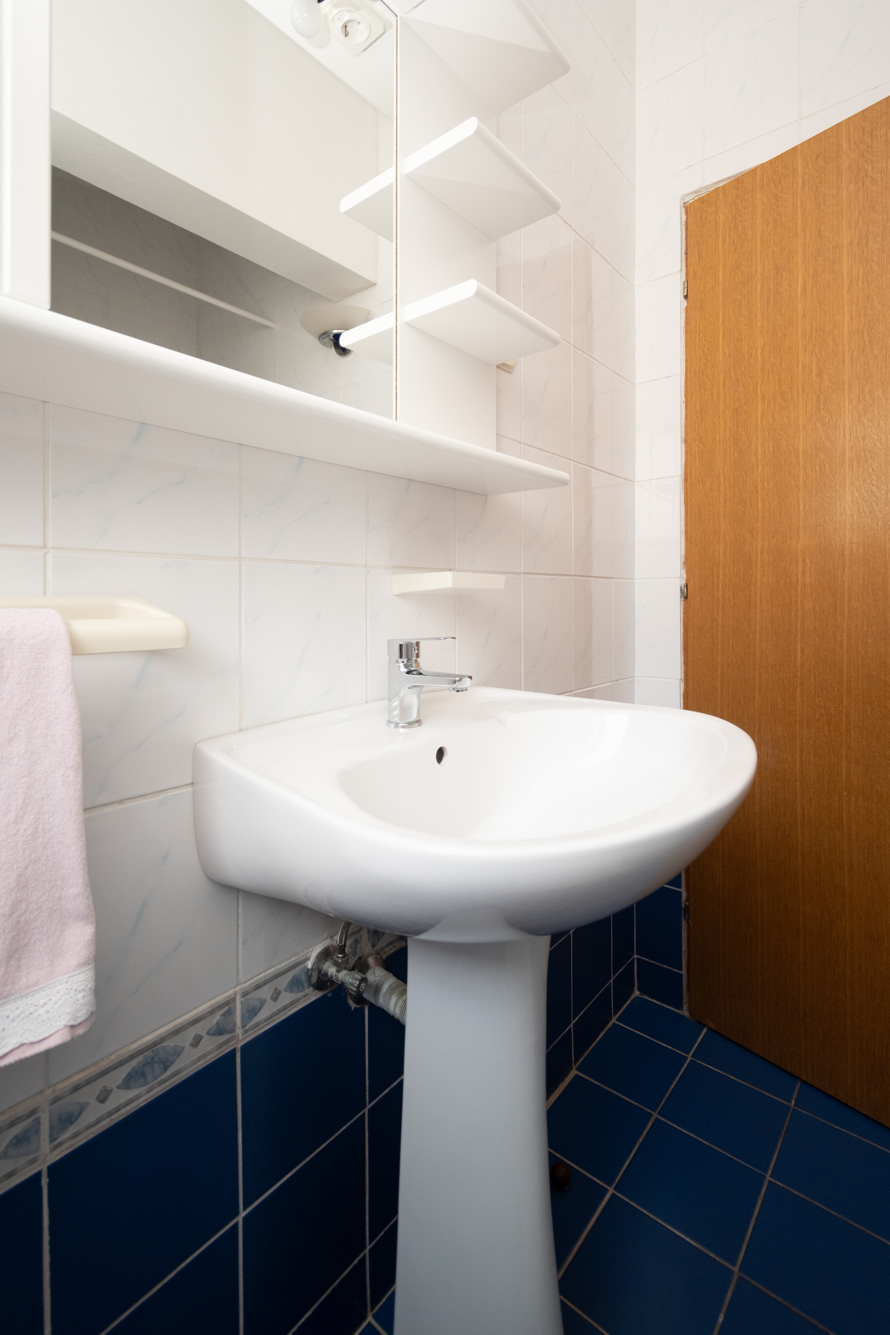 Two bedroom apartment with terrace Novalja, Pag  A-a