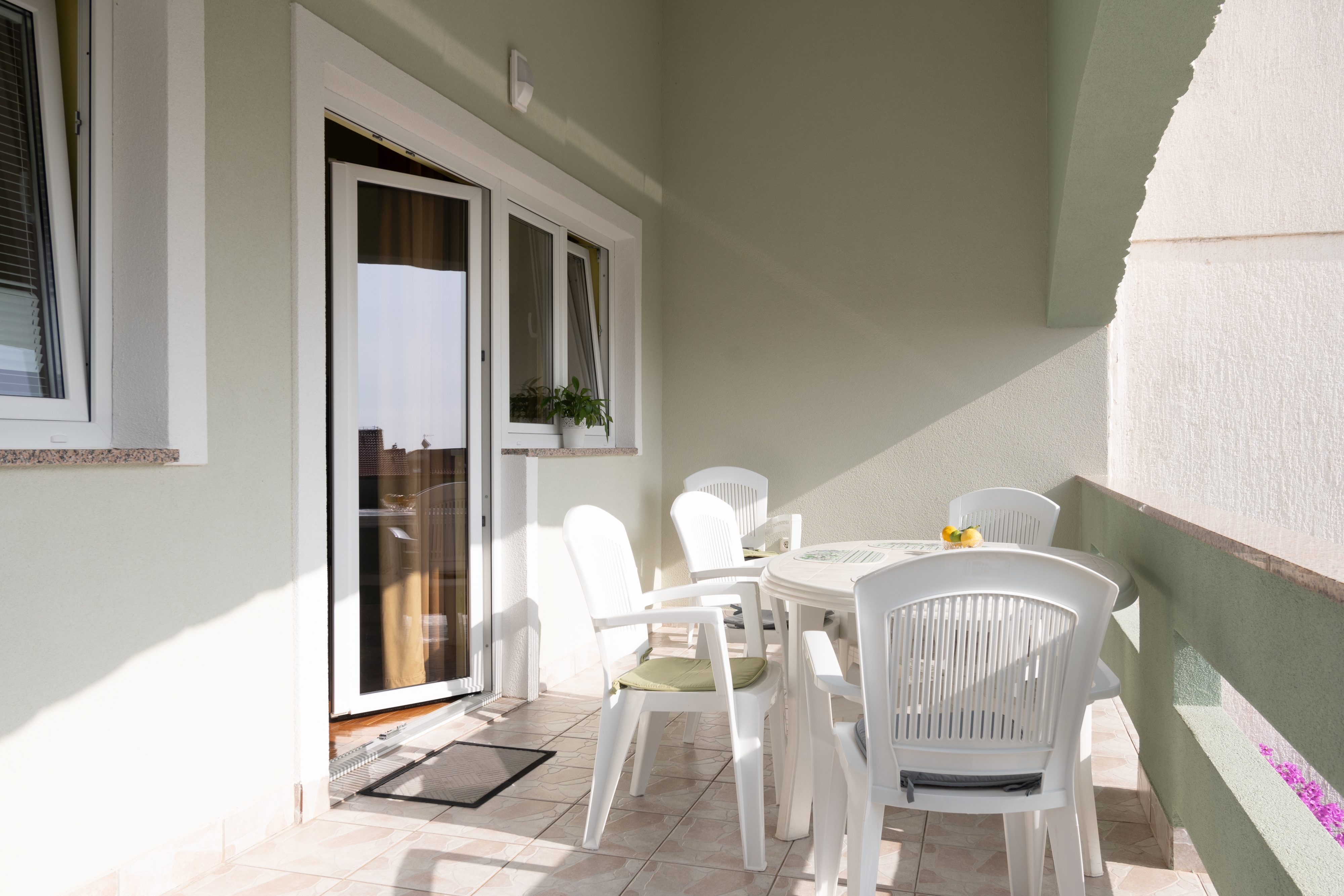 Two bedroom apartment with terrace Novalja, Pag  A-a