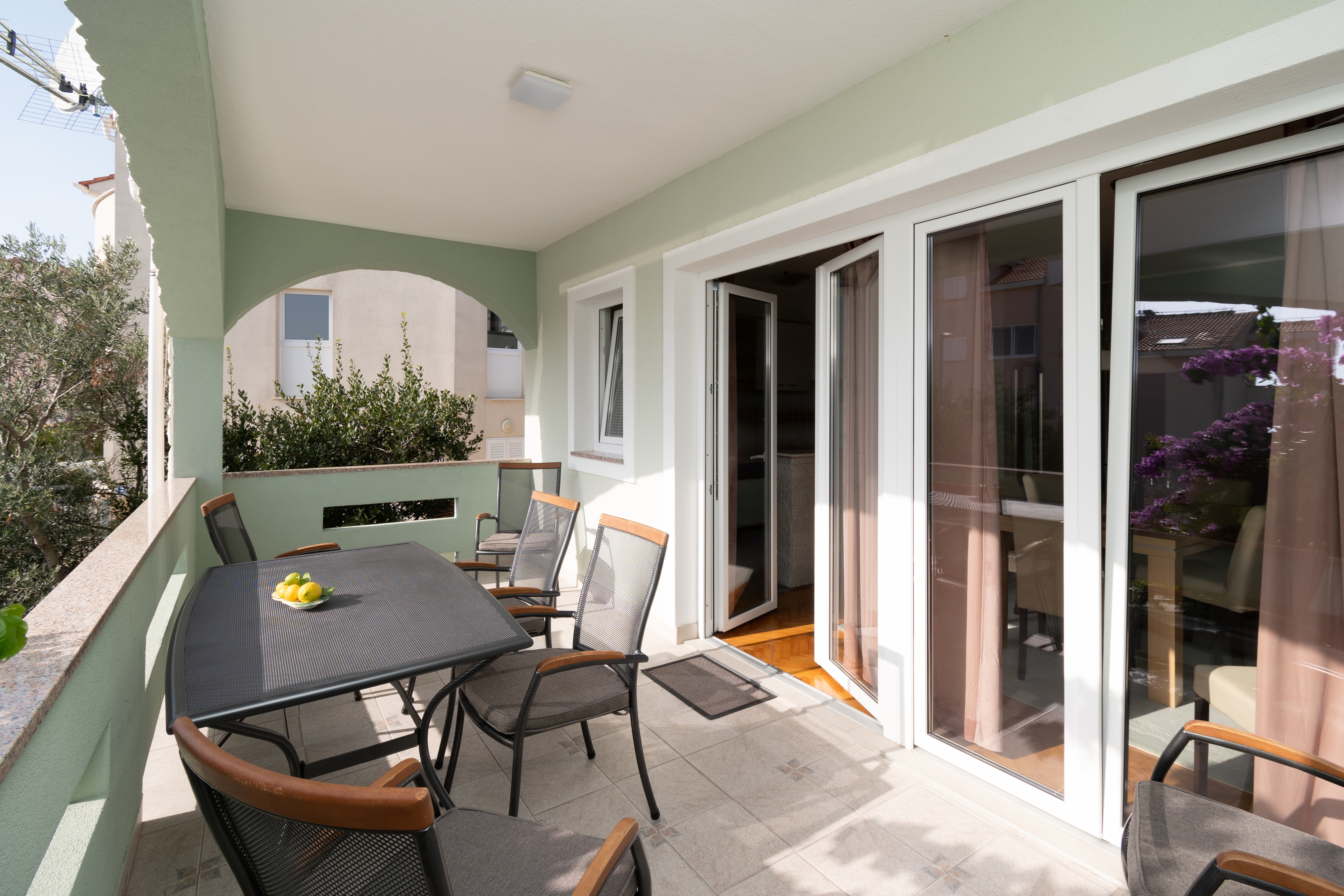 Two bedroom apartment with terrace Novalja, Pag  A-b