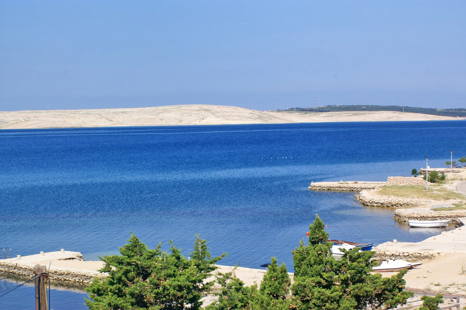 Two bedroom apartment near beach Kustići, Pag (A-4129-b)