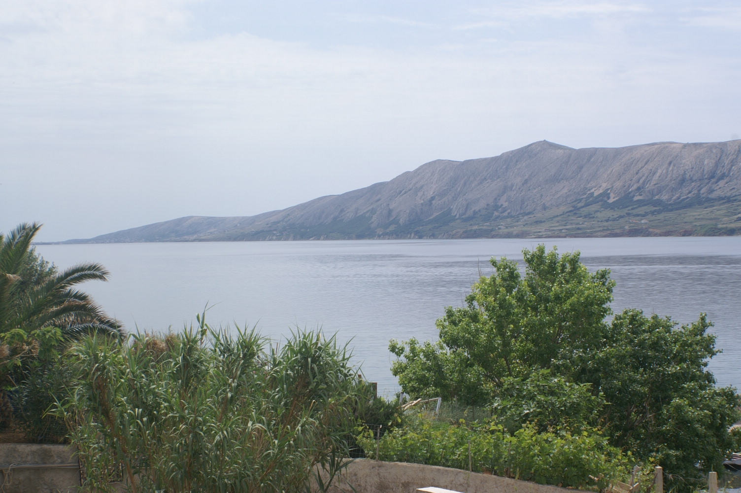 Two bedroom apartment with terrace and sea view Zubovići, Pag  A-a