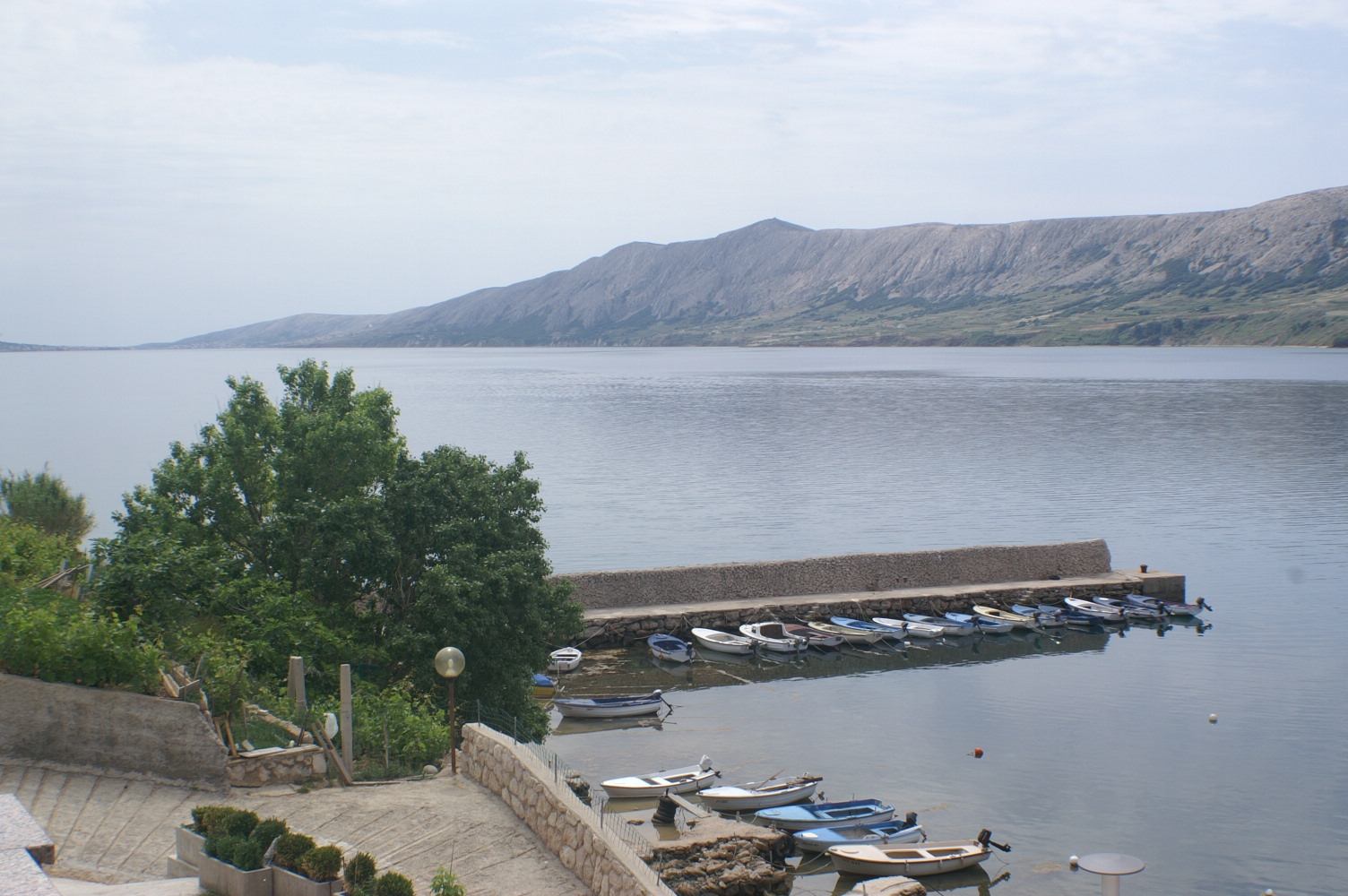 Two bedroom apartment with terrace and sea view Zubovići, Pag  A-a