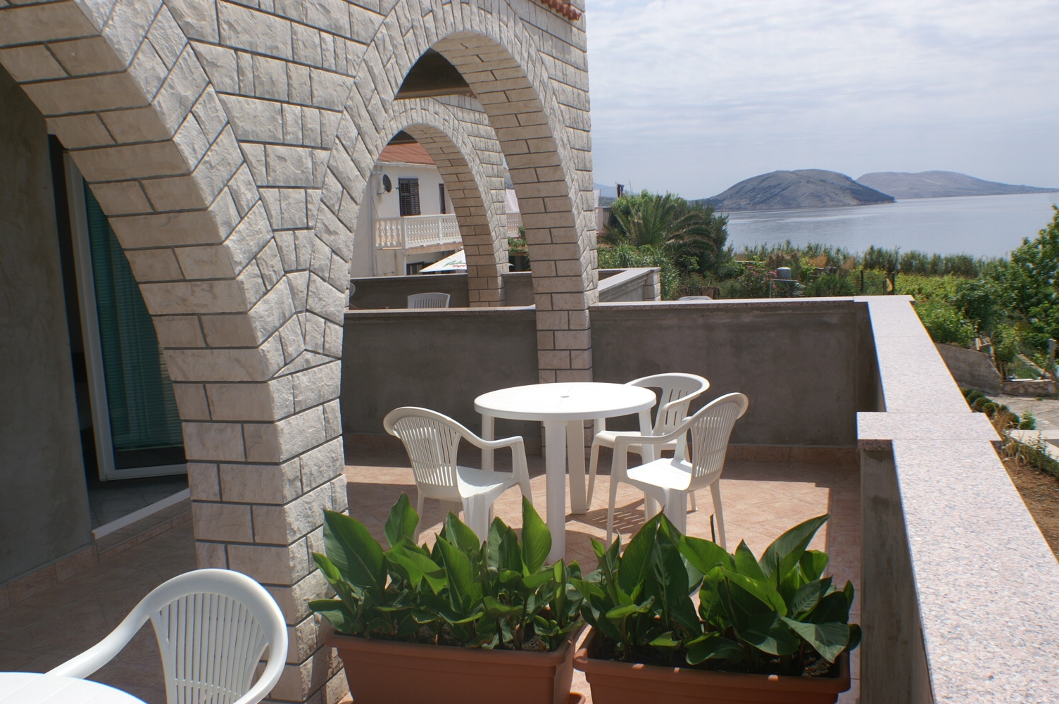 One bedroom apartment with terrace and sea view Zubovići, Pag (A-4130-c)