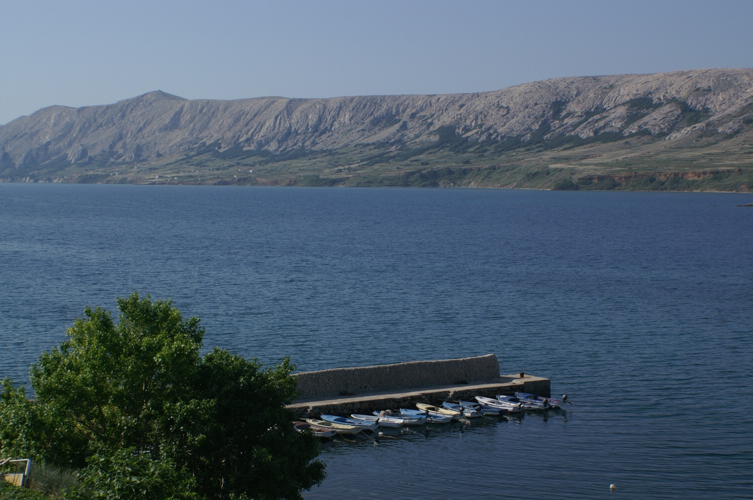 Two bedroom apartment with terrace and sea view Zubovići, Pag  A-e