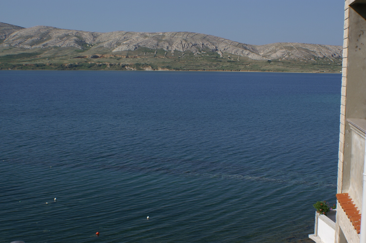 Two bedroom apartment with terrace and sea view Zubovići, Pag  A-e