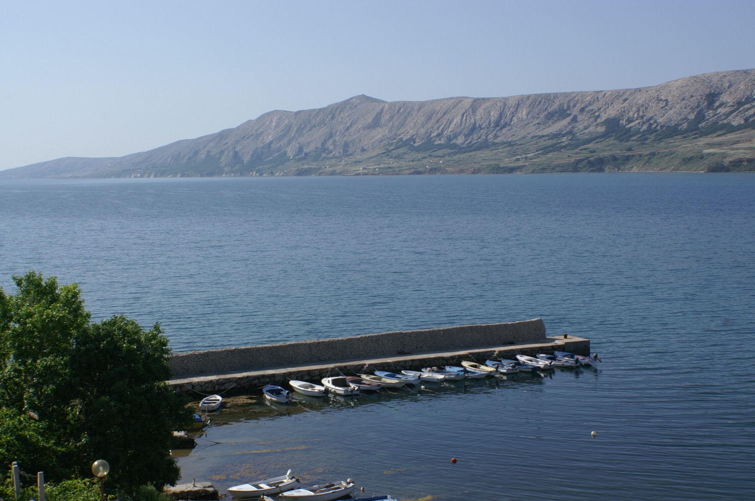 Two bedroom apartment with terrace and sea view Zubovići, Pag  A-e