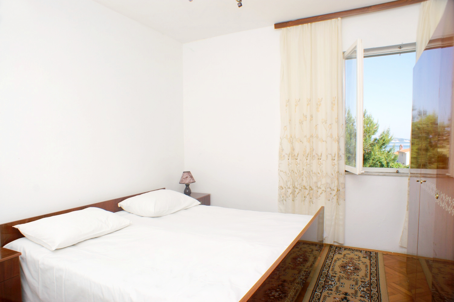 Two bedroom apartment with balcony and sea view Vlašići, Pag  A-a