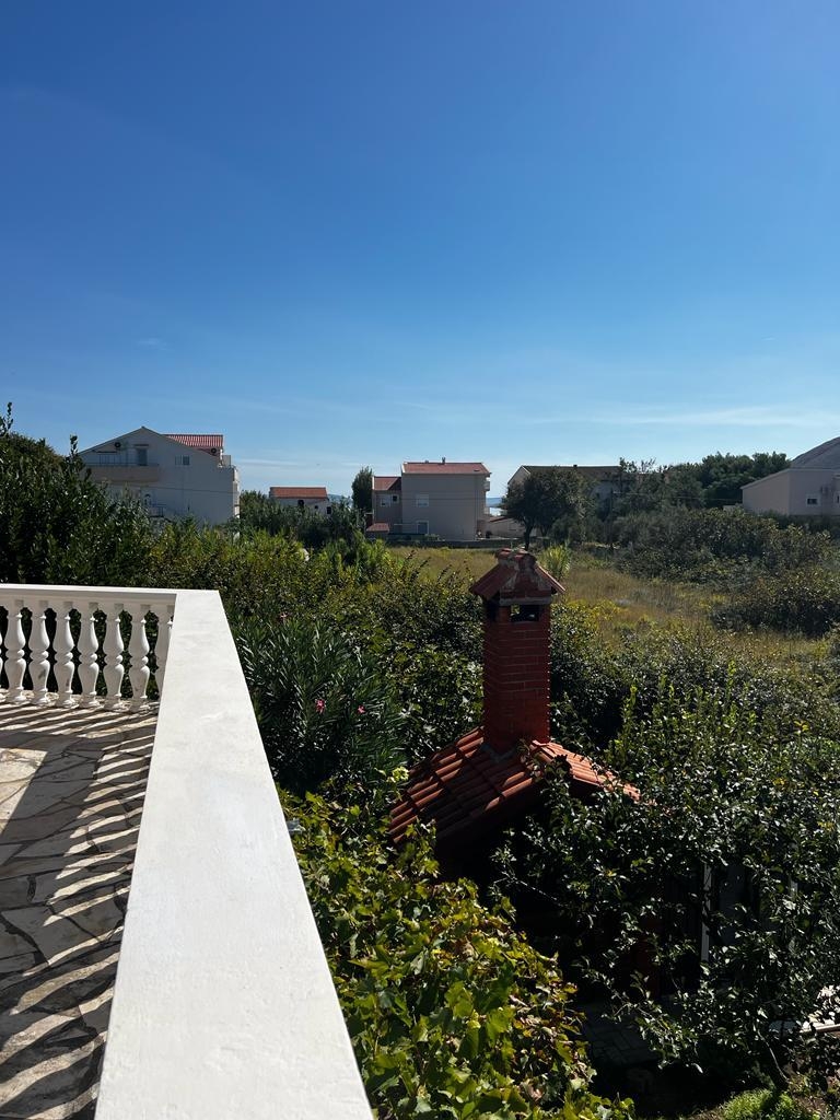Two bedroom apartment with terrace Vlašići, Pag  A-a