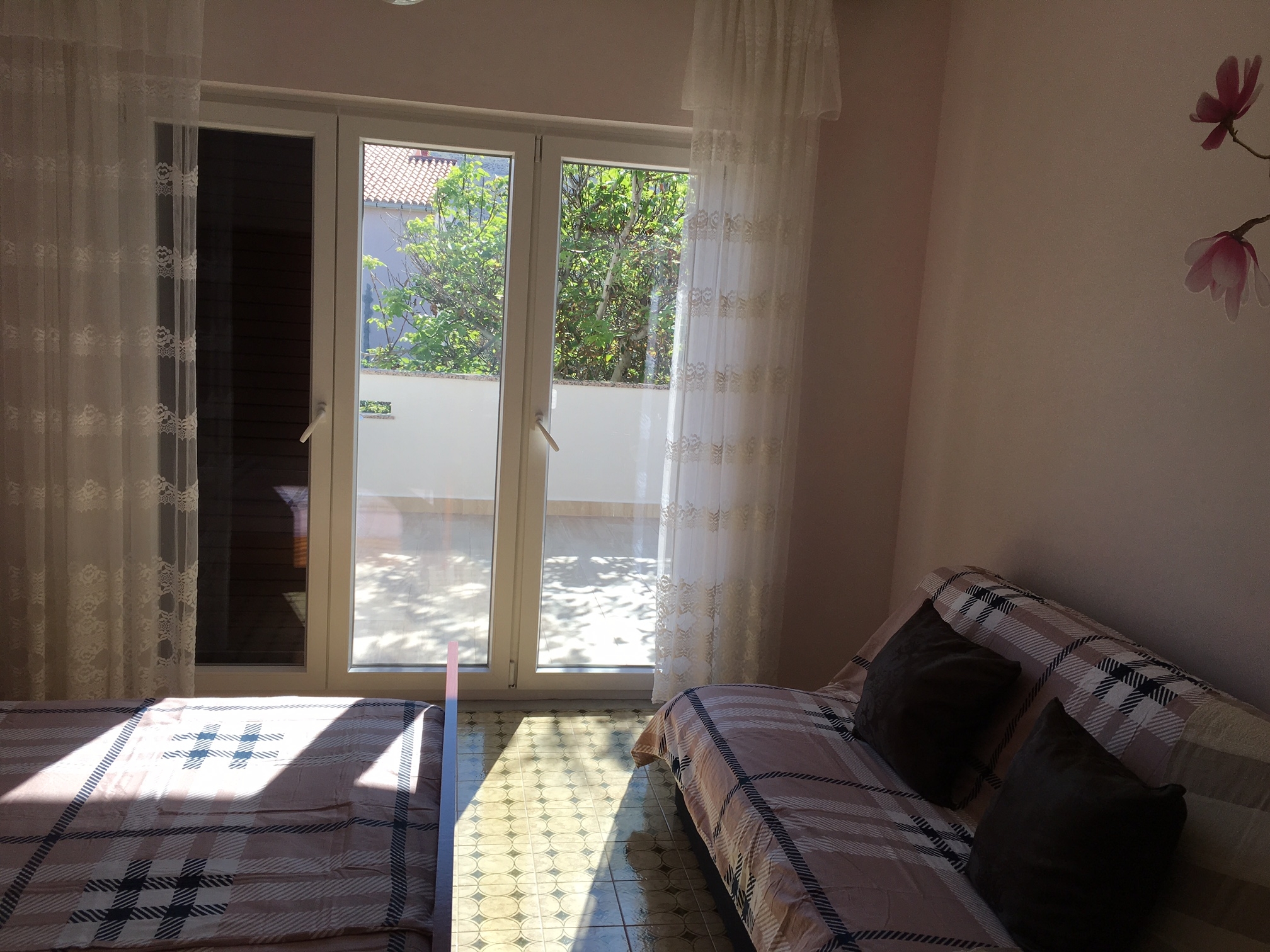 Three bedroom apartment with terrace Vlašići, Pag  A-a