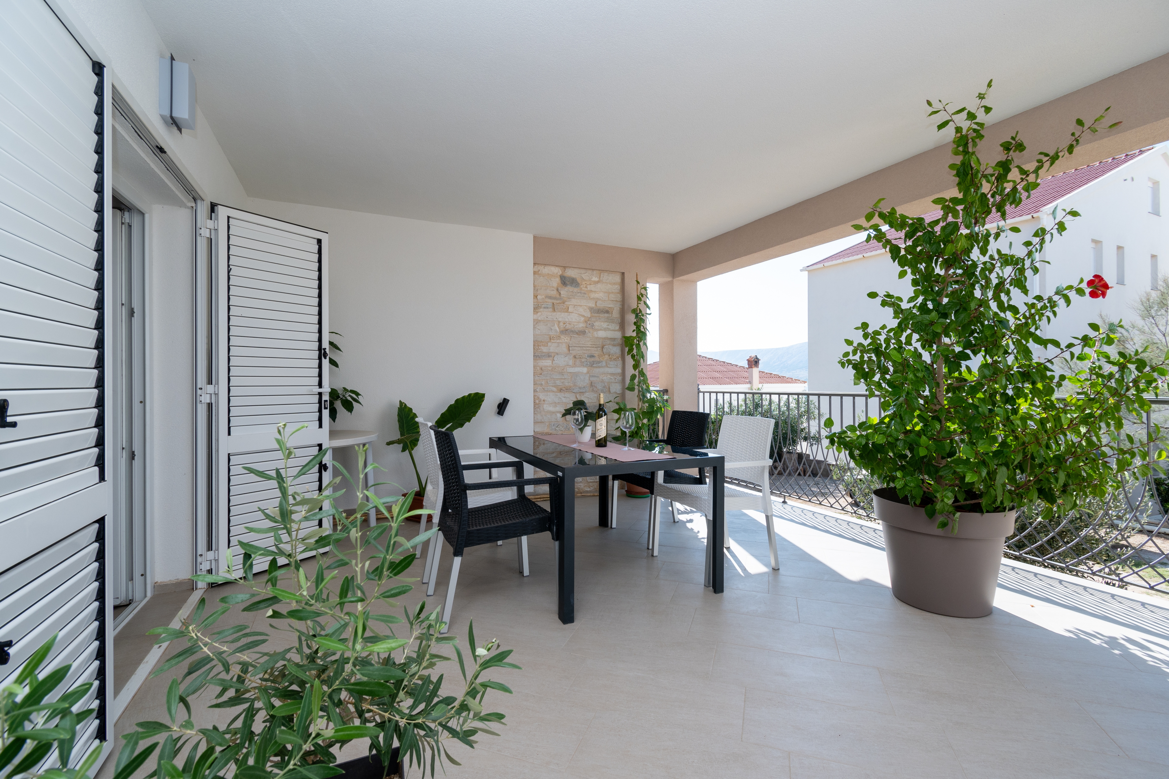 One bedroom apartment with terrace and sea view Zubovići, Pag  A-a