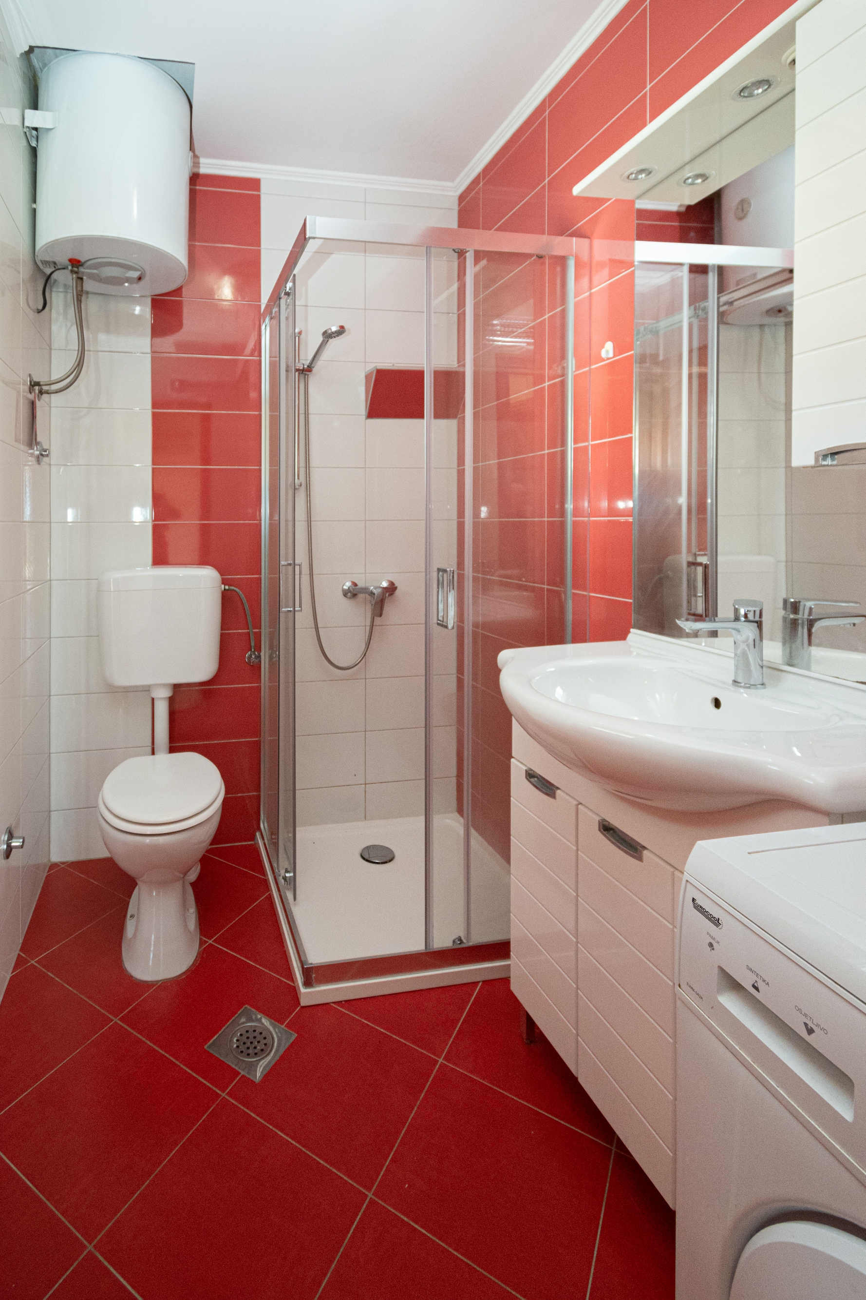 Two bedroom apartment with terrace and sea view Zubovići, Pag  A-b