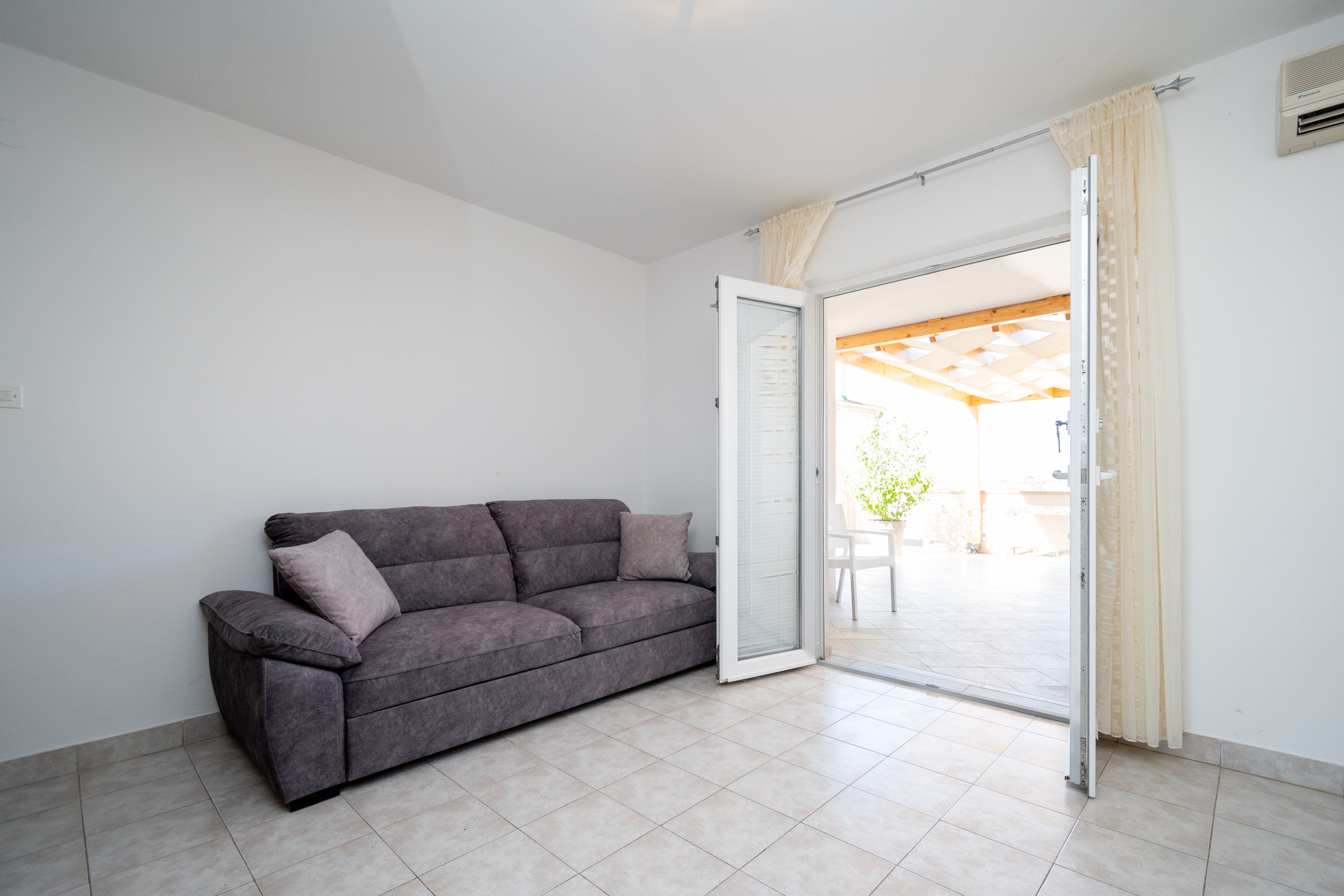 Two bedroom apartment with terrace and sea view Zubovići, Pag (A-4141-b)