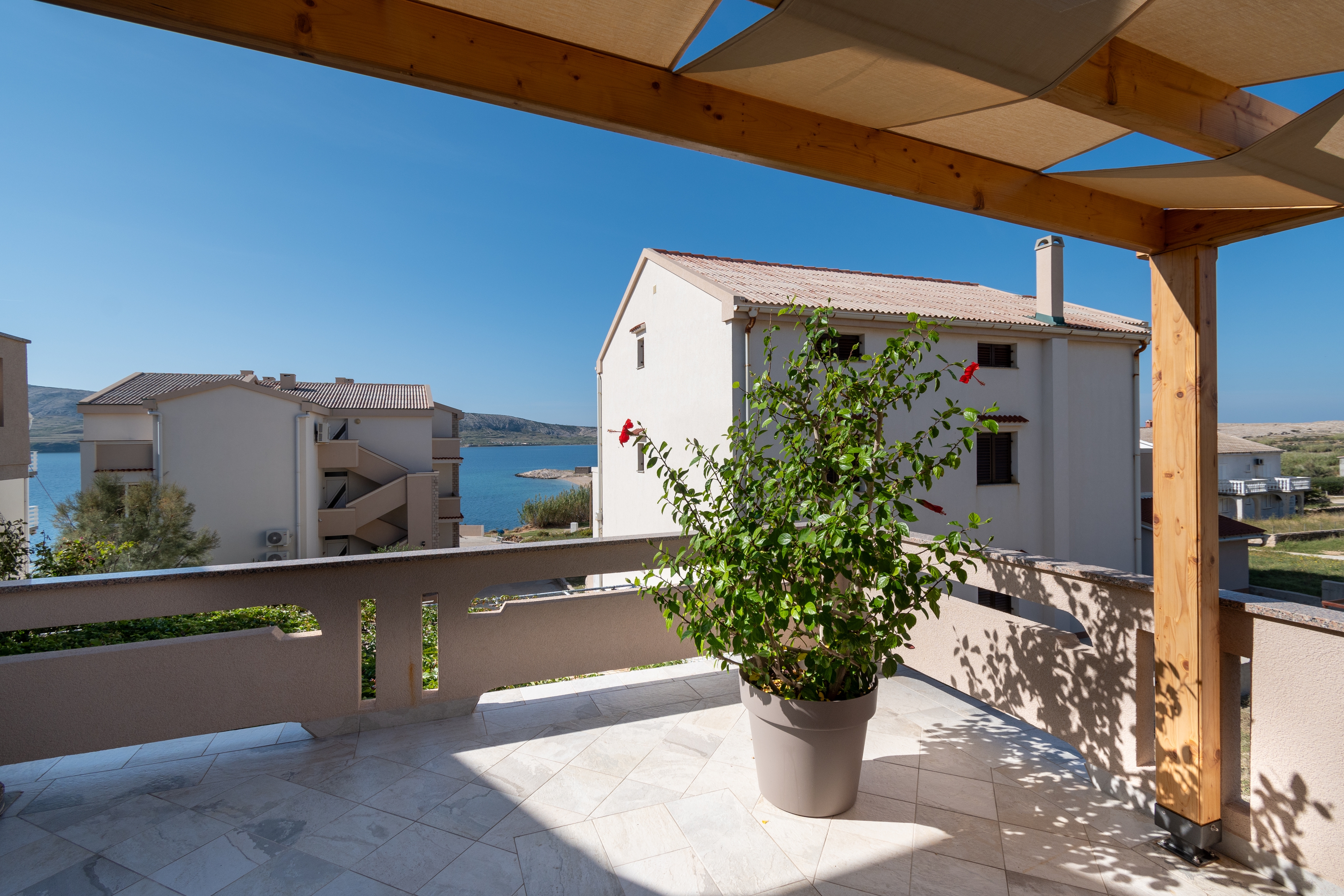 Two bedroom apartment with terrace and sea view Zubovići, Pag  A-b
