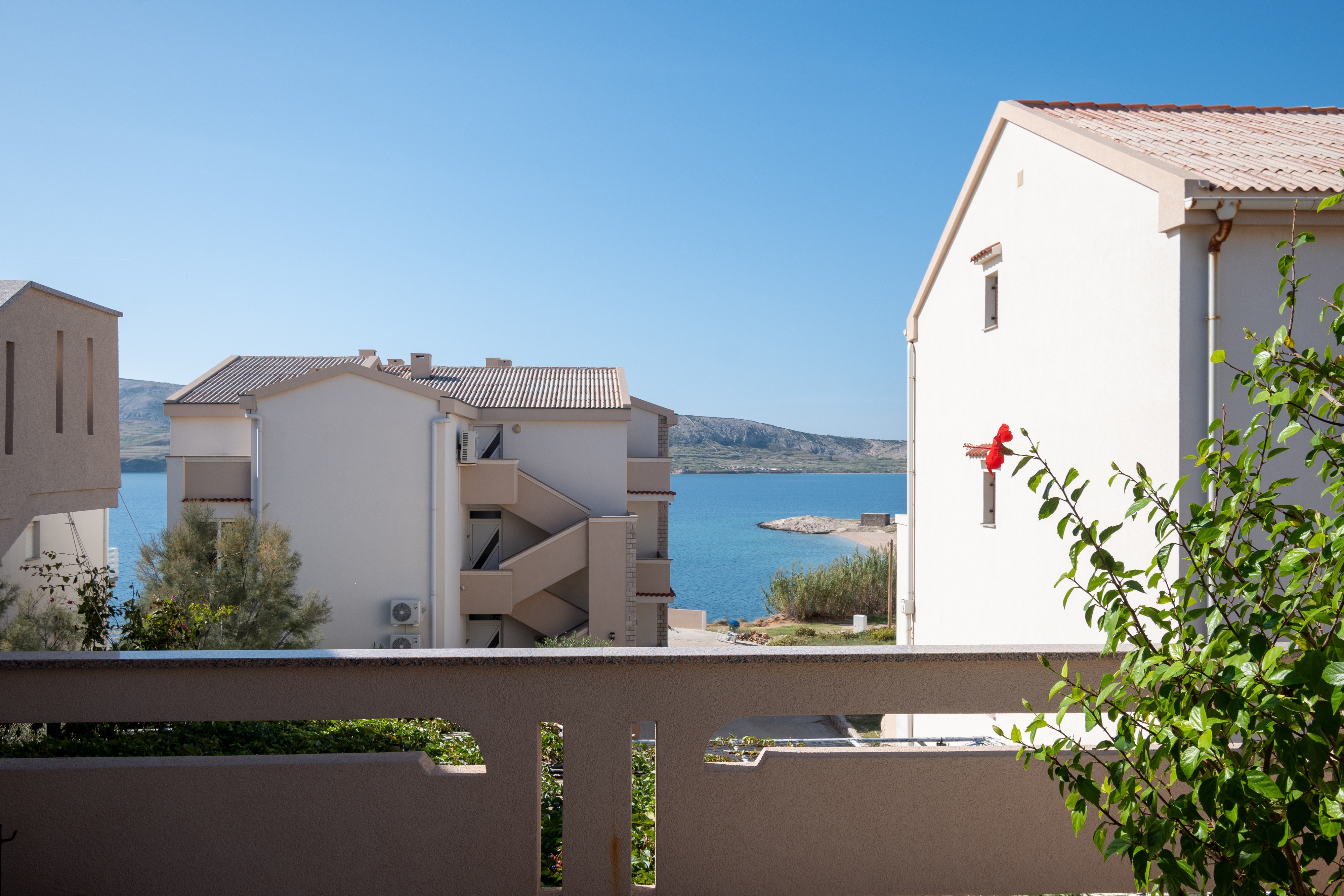 Two bedroom apartment with terrace and sea view Zubovići, Pag  A-b