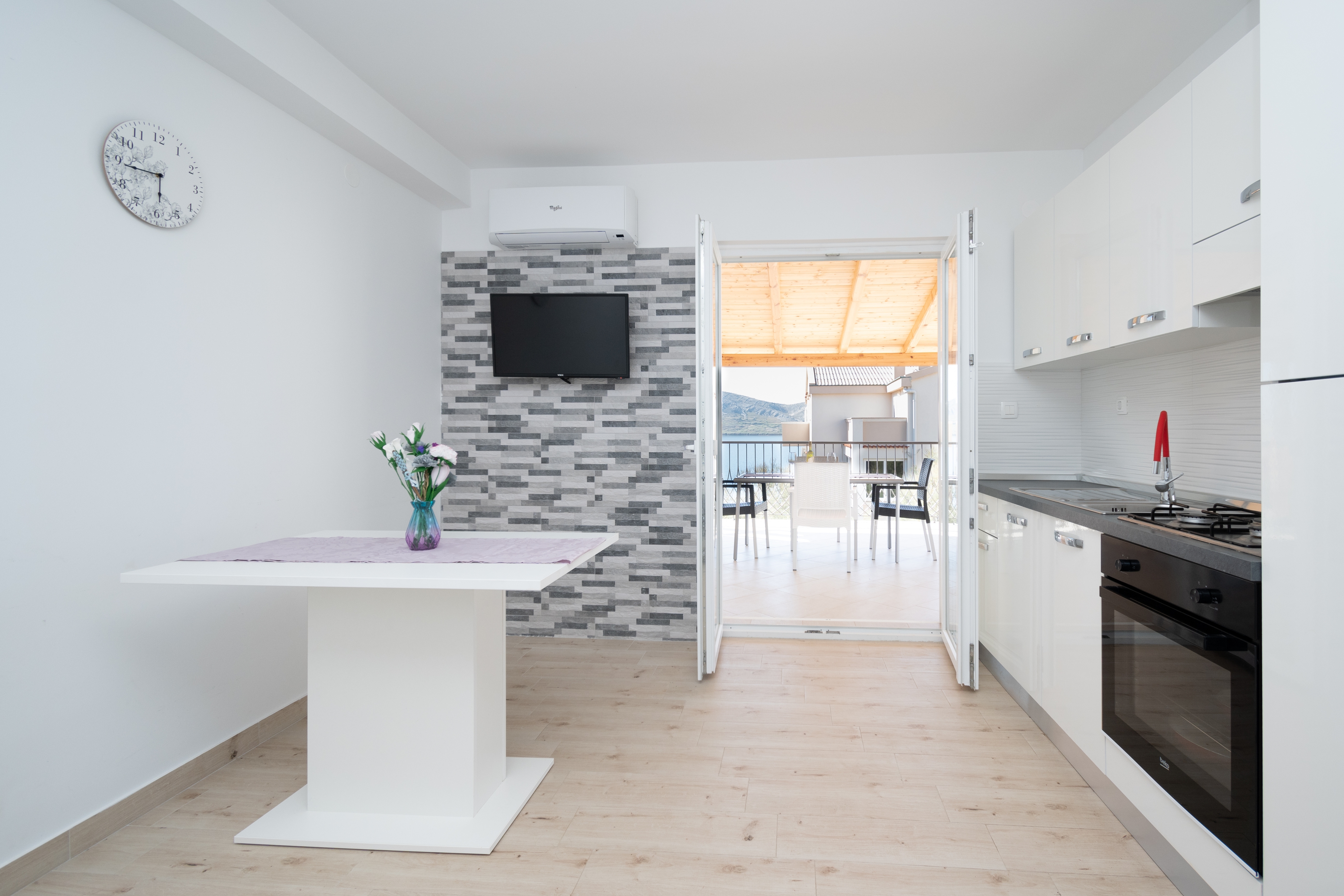 One bedroom apartment with terrace and sea view Zubovići, Pag (A-4141-c) One bedroom apartment with terrace and sea view Zubovići, Pag (A-4141-c)