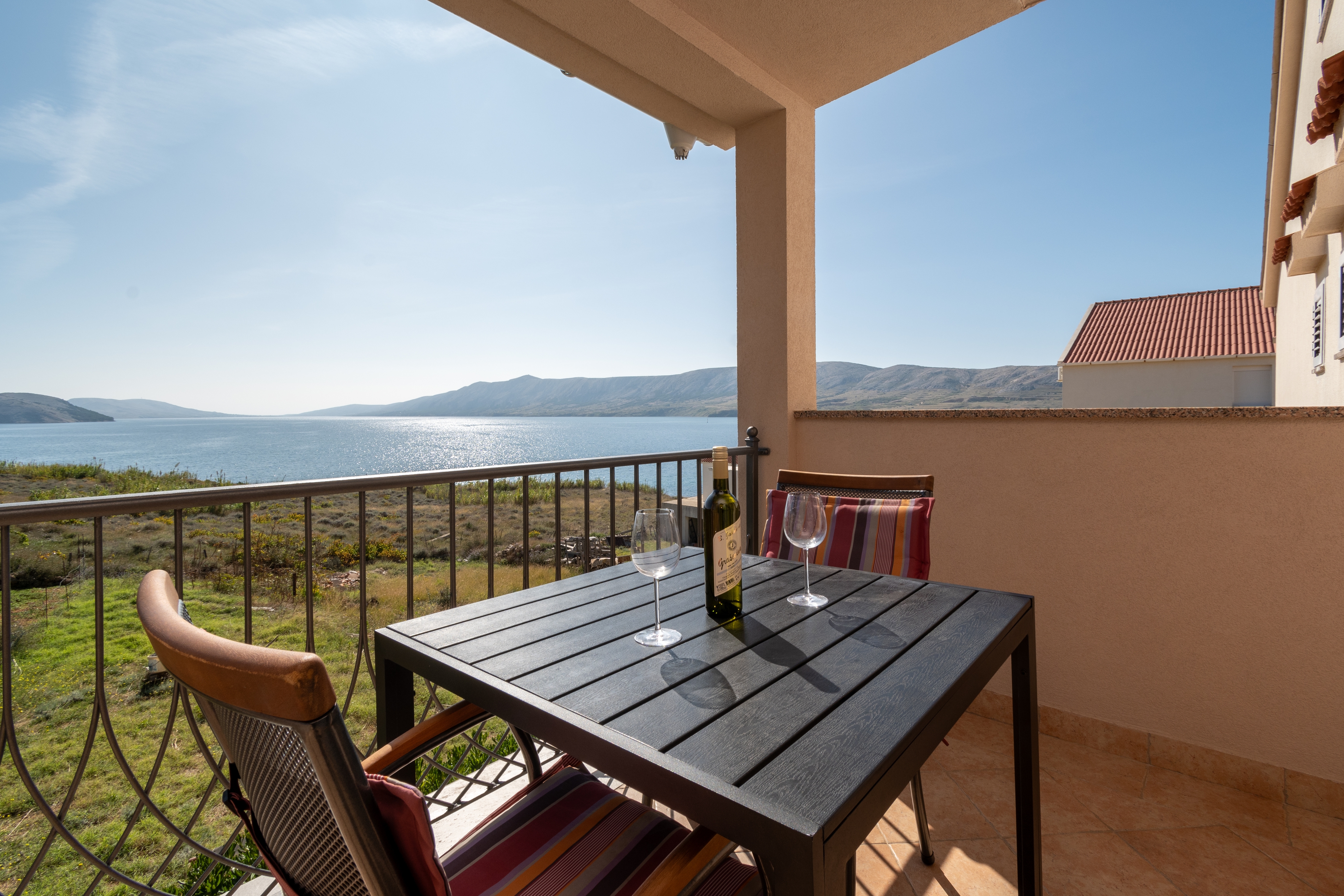 Studio flat with terrace and sea view Zubovići, Pag  AS-a