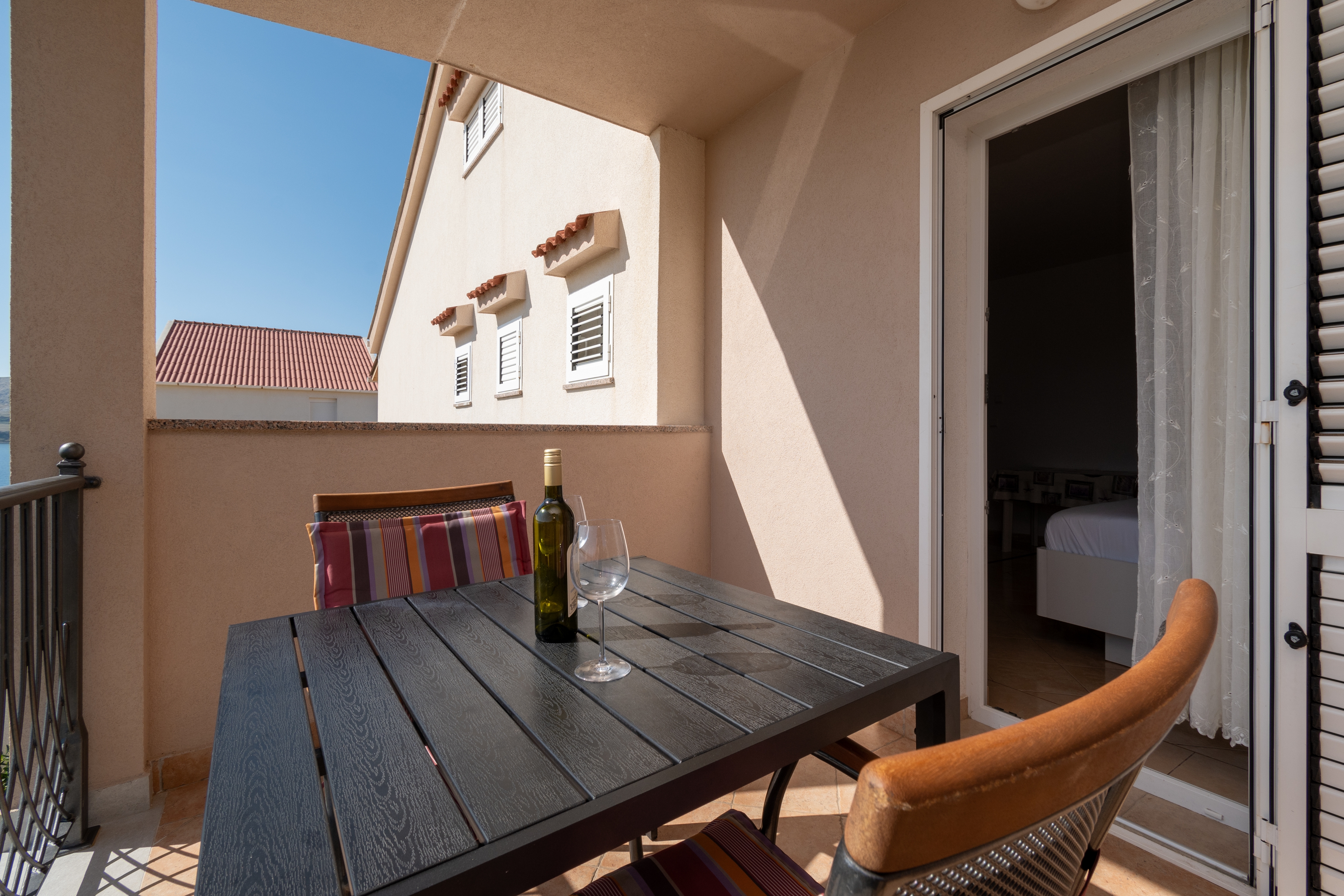 Studio flat with terrace and sea view Zubovići, Pag  AS-a