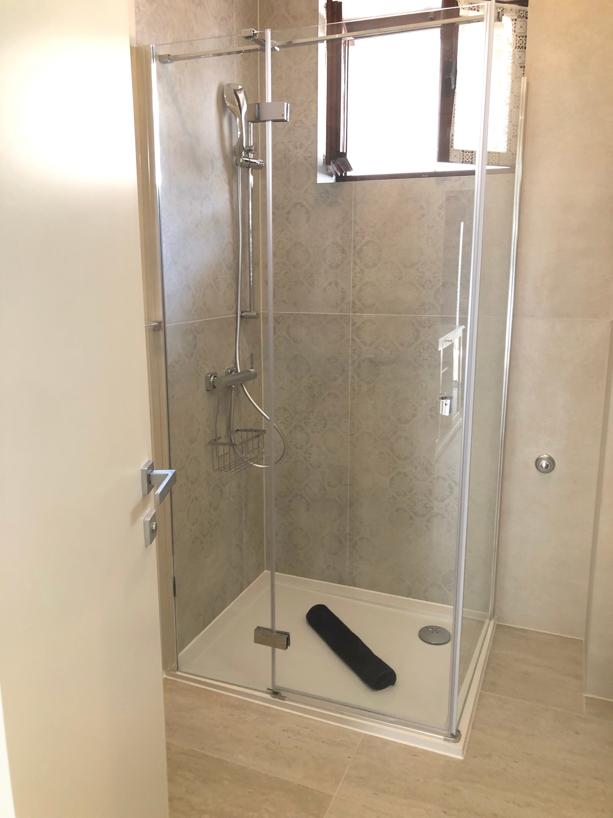 Two bedroom apartment near beach Stara Novalja, Pag  A-a