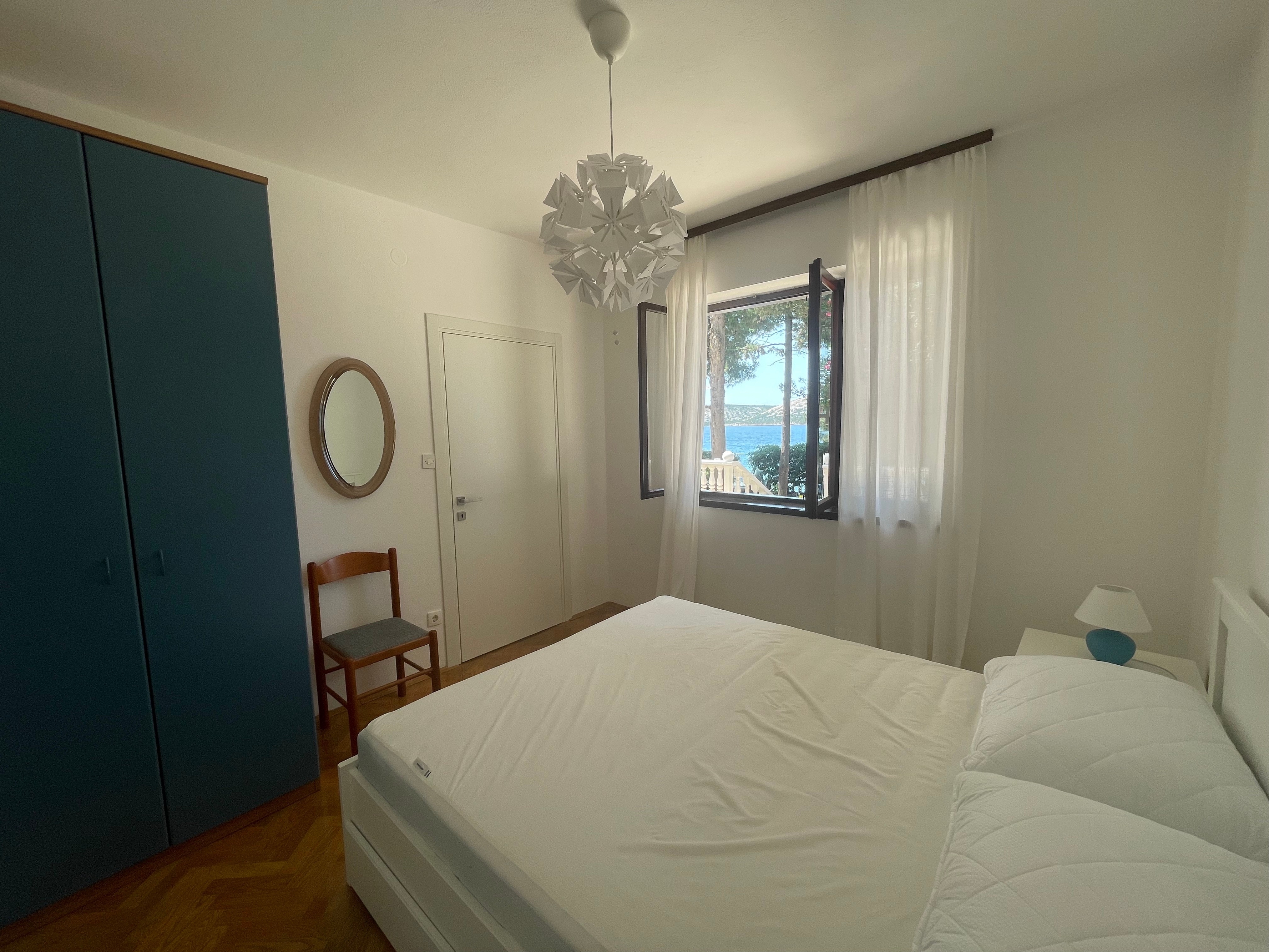 Two bedroom apartment near beach Stara Novalja, Pag  A-a