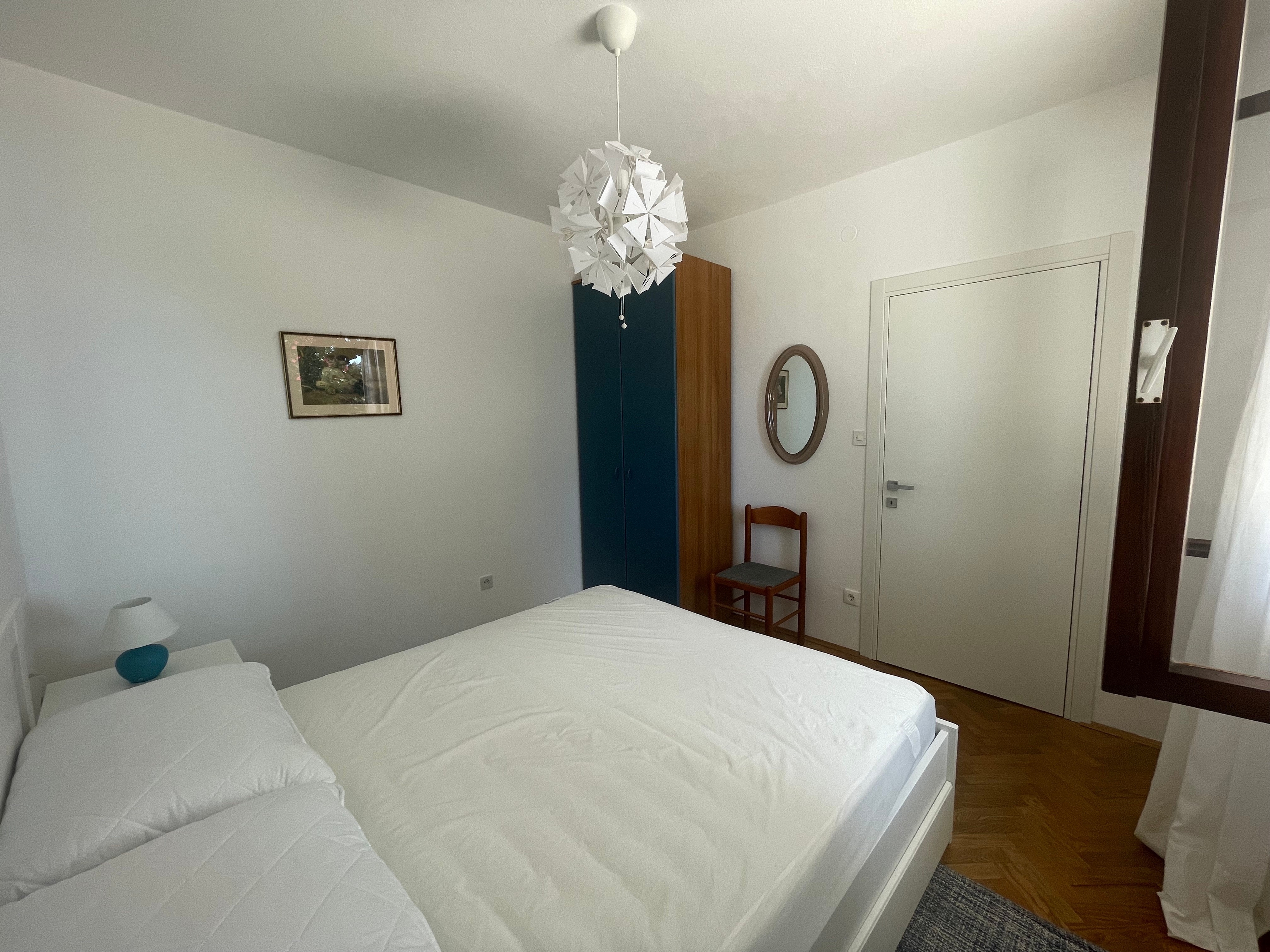 Two bedroom apartment near beach Stara Novalja, Pag  A-a