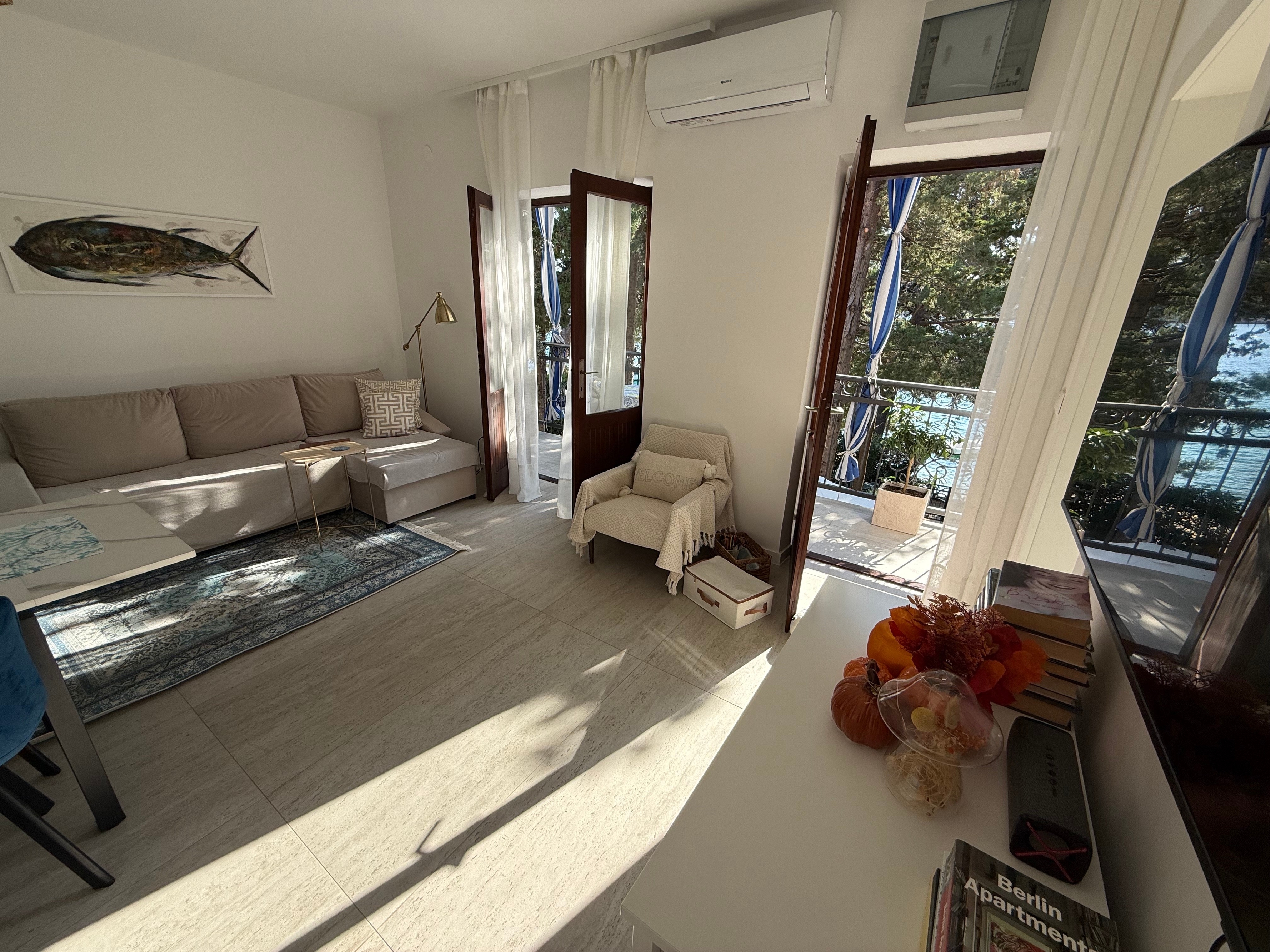 Two bedroom apartment near beach Stara Novalja, Pag (A-4143-b)