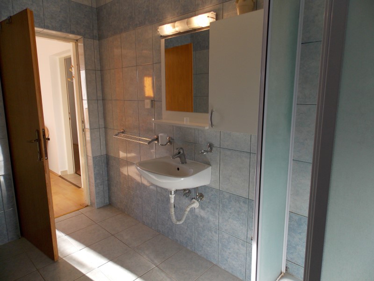Two bedroom apartment near beach Stara Novalja, Pag  A-b