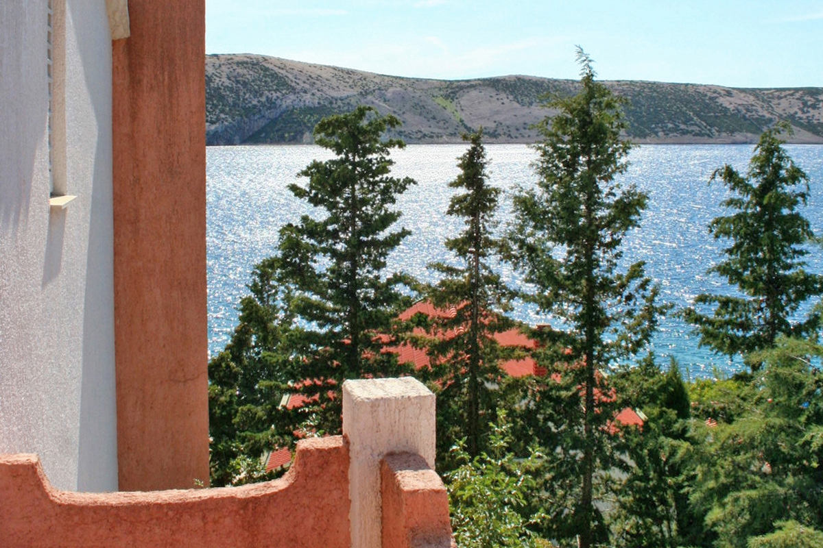 One bedroom apartment near beach Stara Novalja, Pag  A-c