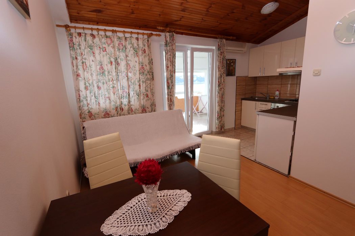 One bedroom apartment near beach Stara Novalja, Pag  A-c