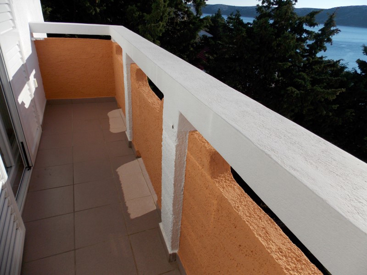 Two bedroom apartment near beach Stara Novalja, Pag  A-d