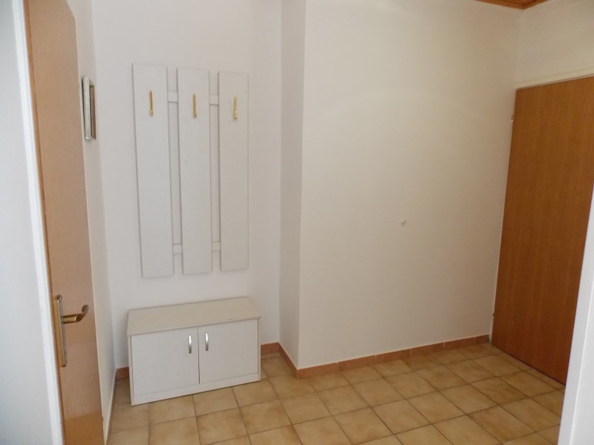 Two bedroom apartment near beach Stara Novalja, Pag  A-d