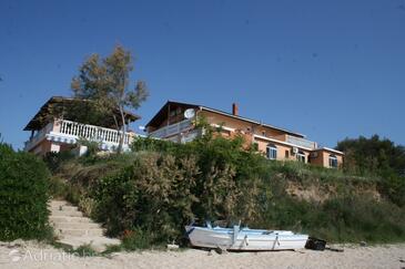 Property Vlašići, Pag, Property 4147 - Apartments and Rooms near sea with sandy beach.