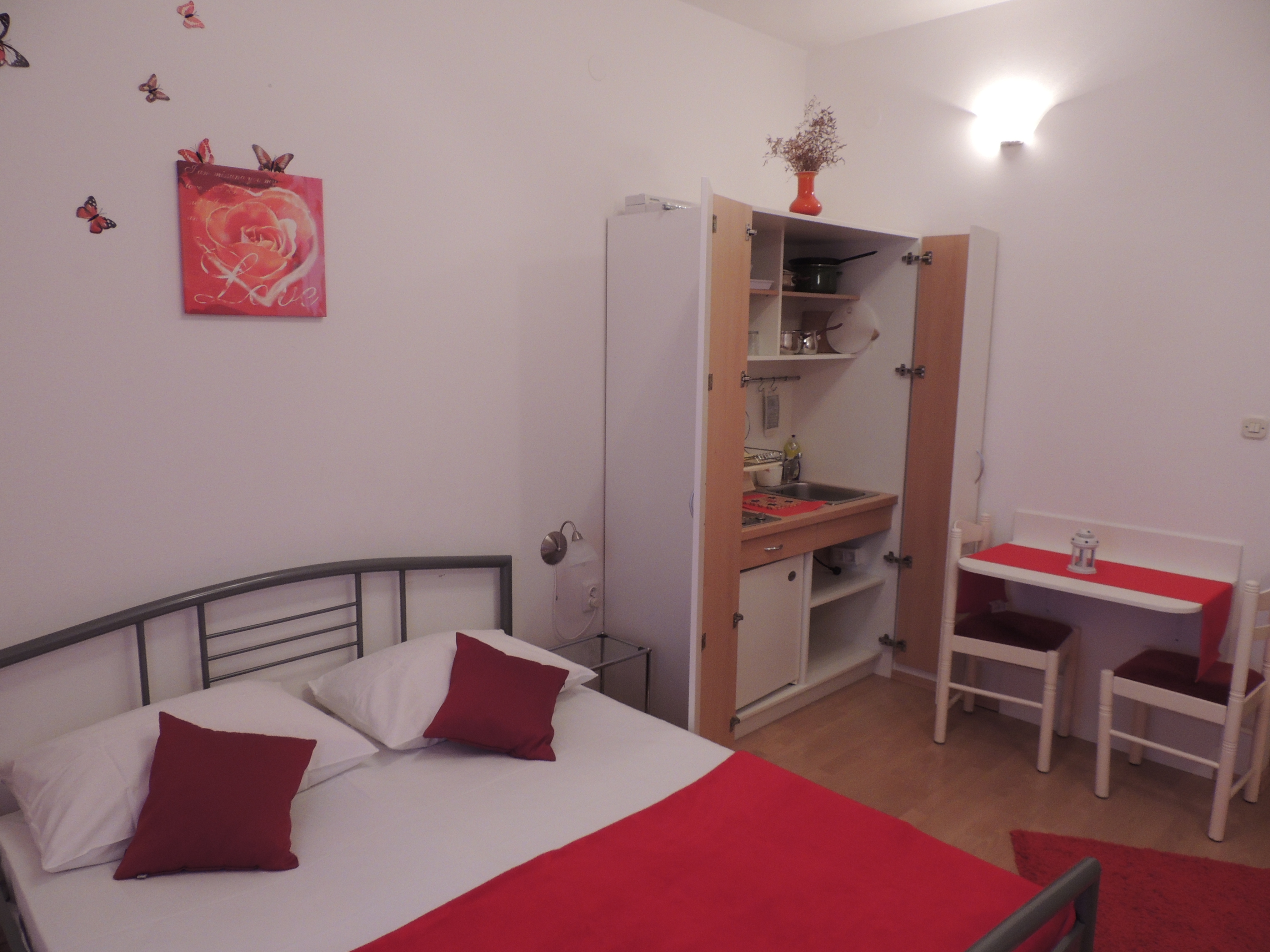 Studio flat with terrace Pag  AS-b
