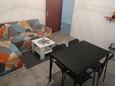 Jídelna Metajna, Jídelna v ubytování typu apartment, domácí mazlíčci povoleni a WiFi.