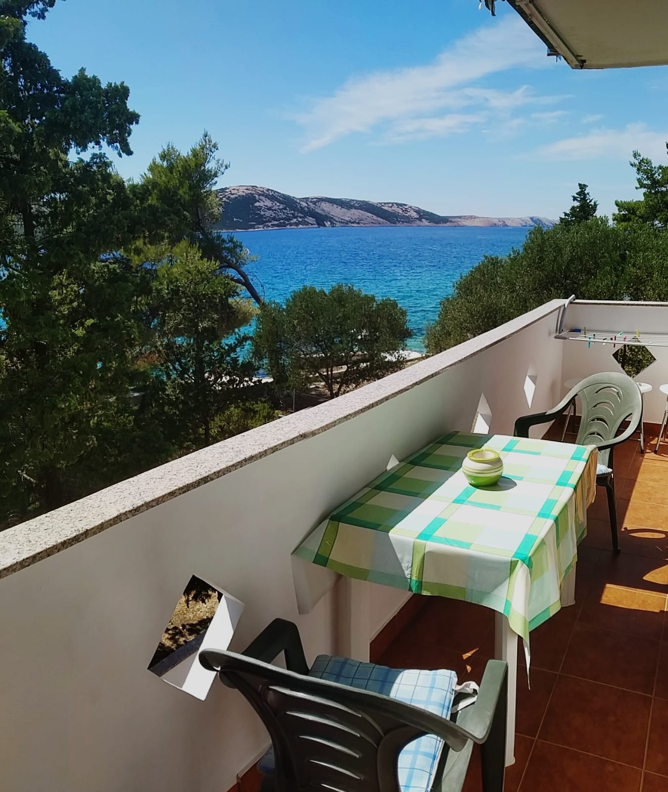 Two bedroom apartment near beach Stara Novalja, Pag  A-b