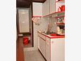 Kornić, Kitchen in the studio-apartment, (pet friendly) and WiFi.