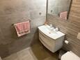 Ванная комната 1 Metajna, Ванная комната 1 в размещении типа apartment, WiFi.