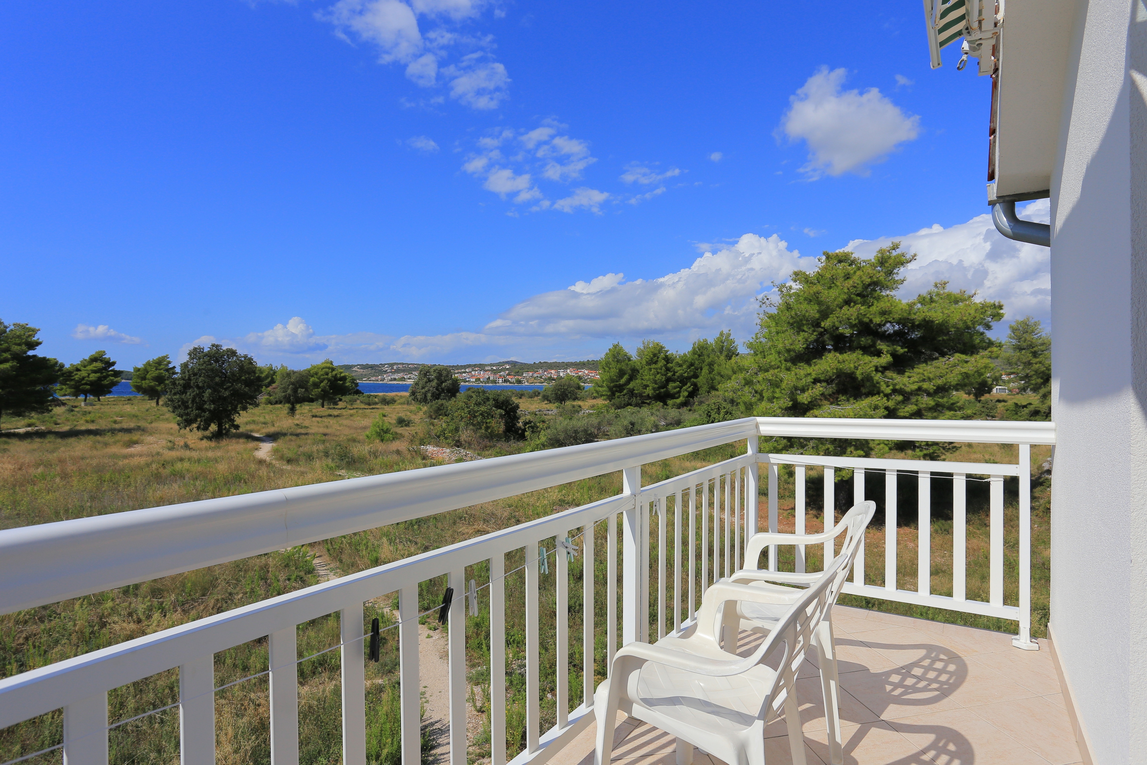 One bedroom apartment with terrace and sea view Rogoznica  A-c