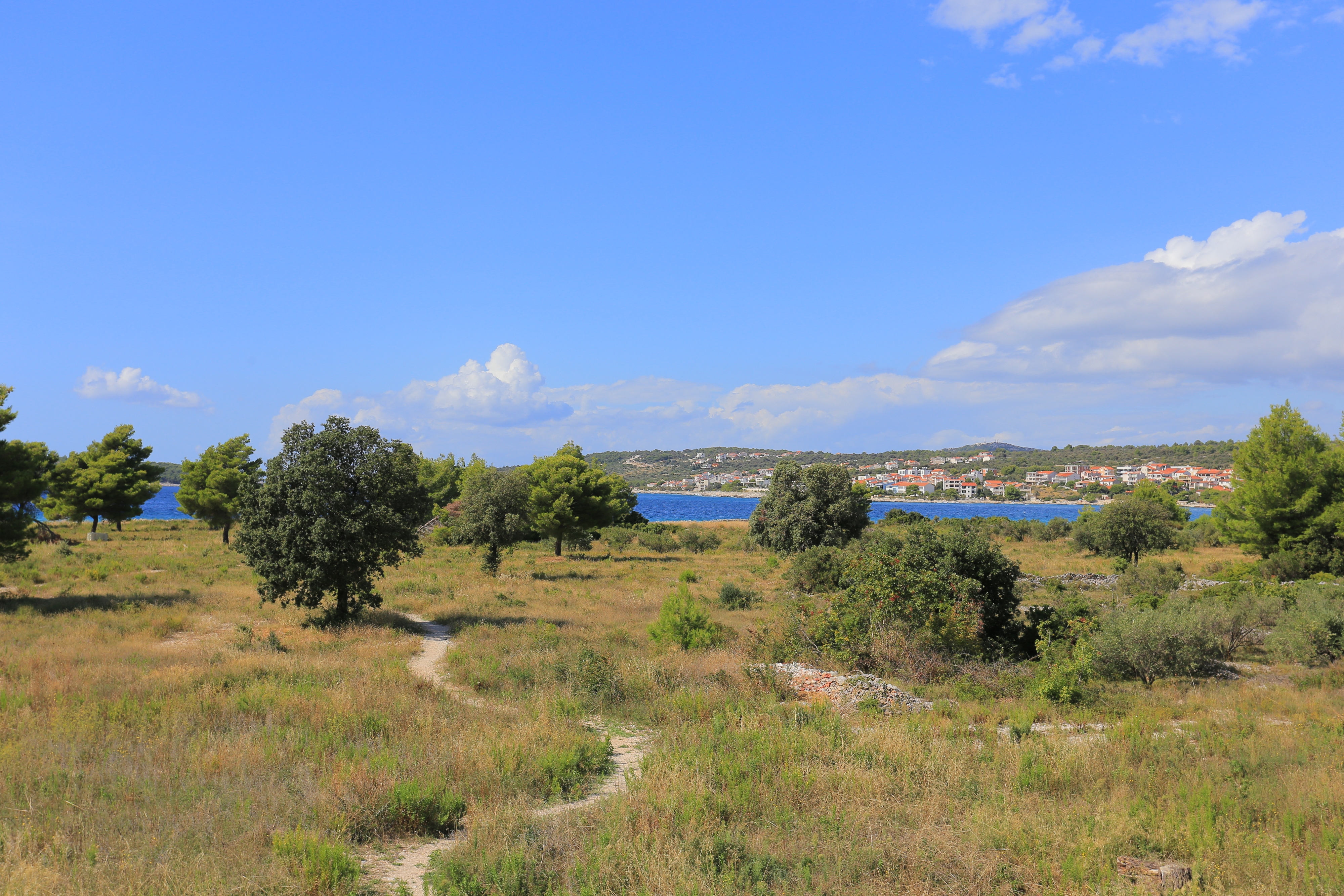 One bedroom apartment with terrace and sea view Rogoznica  A-c