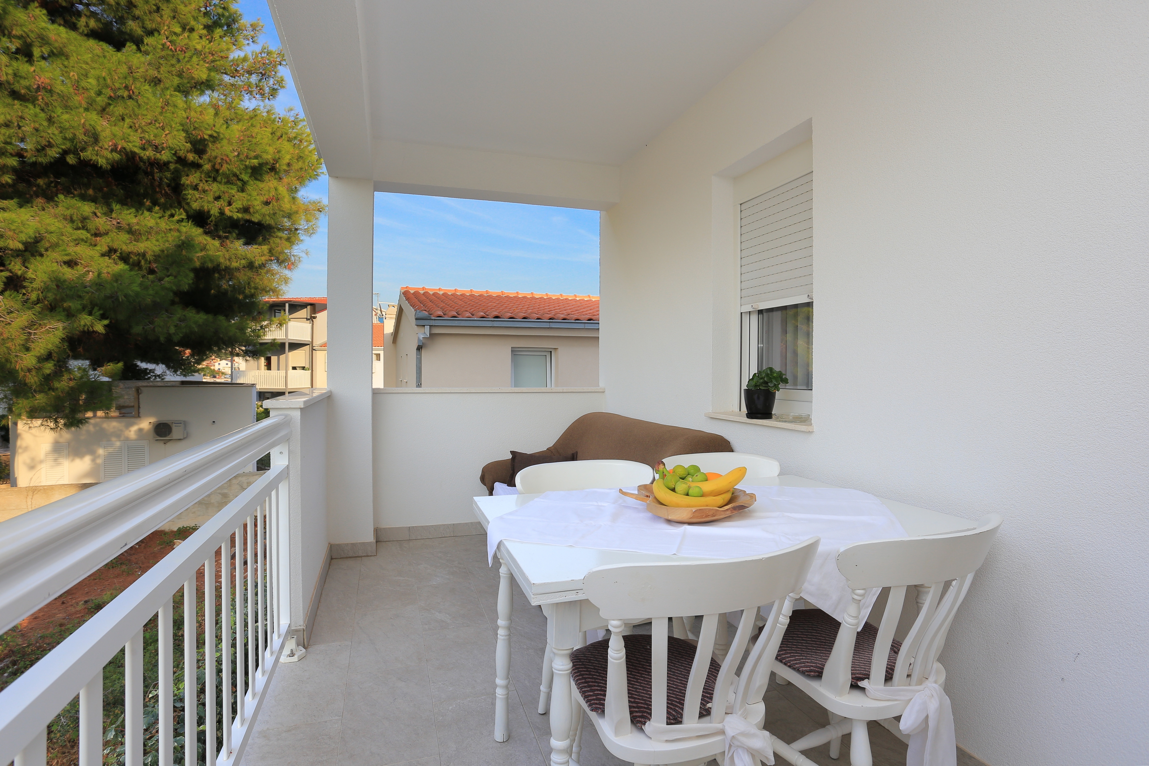 Two bedroom apartment with terrace and sea view Rogoznica  A-f