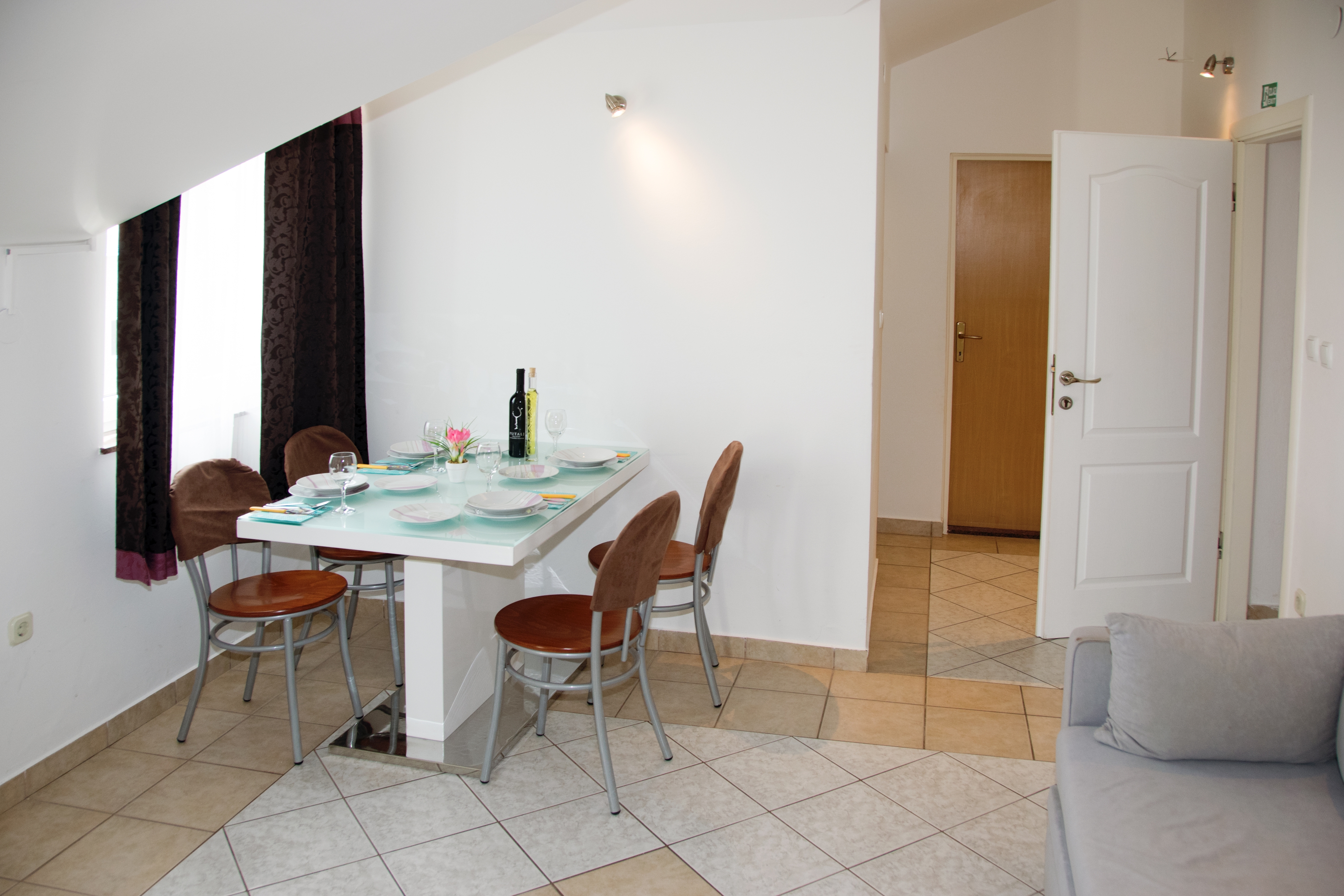 One bedroom apartment with balcony Šibenik (A-4166-d) One bedroom apartment with balcony Šibenik (A-4166-d)