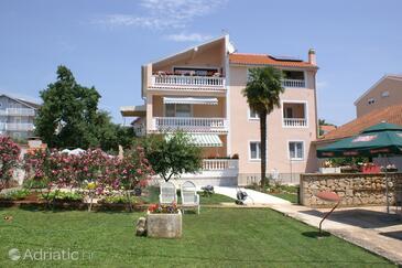 Property Vodice, Vodice, Property 4171 - Apartments with pebble beach.
