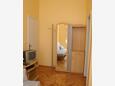 Vodice, Bedroom in the studio-apartment, WiFi.