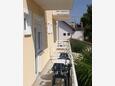 Vodice, Balkon in the studio-apartment, WiFi.